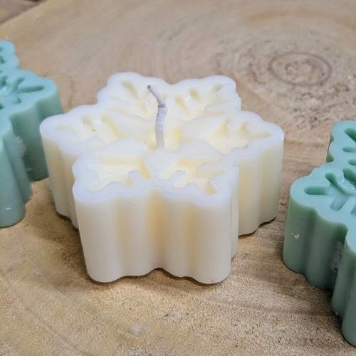 Toasted Marshmallow Snowflake Tealights